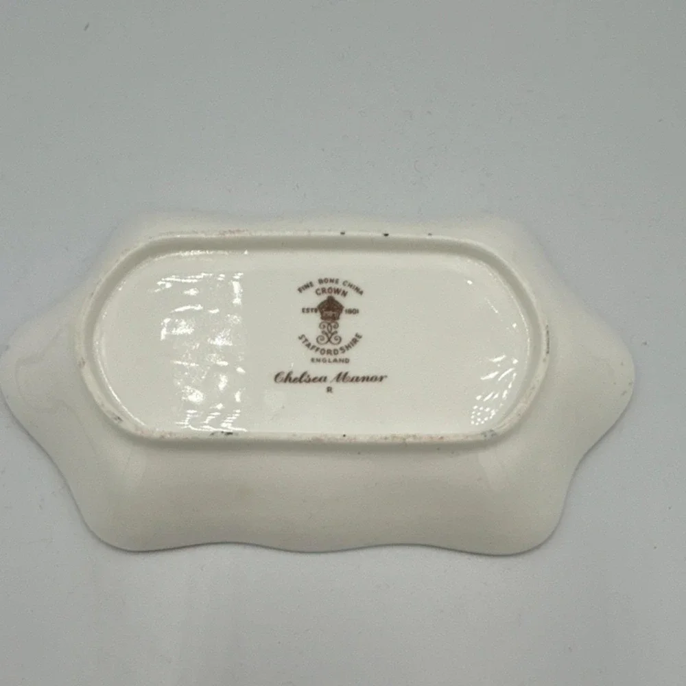 Vintage Crown Staffordshire Chelsea Manor bone china candy dish, floral, England